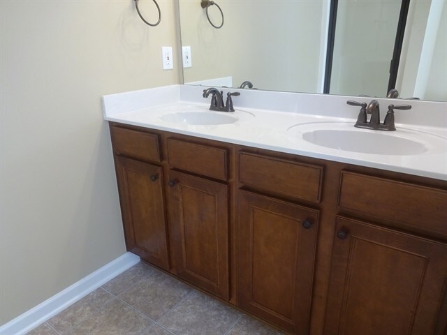 Building Photo - 505 Millervale Road