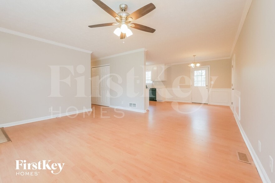 Building Photo - 671 Rocky Point Rd