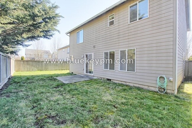 Building Photo - 4 Bed, 2.5 Bath Home Off  SE Eaton Blvd  and  Weaver Creek in Battle Ground