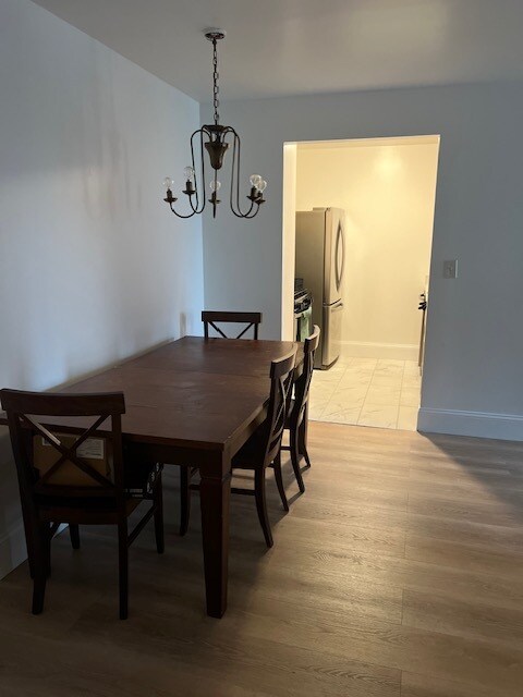 Building Photo - 130 Lenox Ave