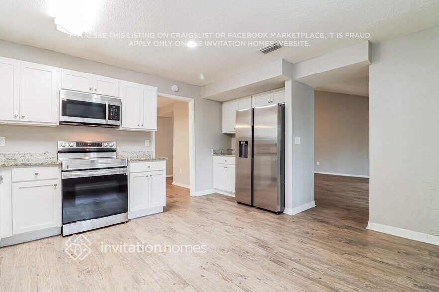 Building Photo - 6212 Eaglebrook Ave