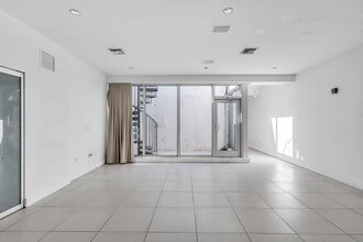 Building Photo - 229 8th St