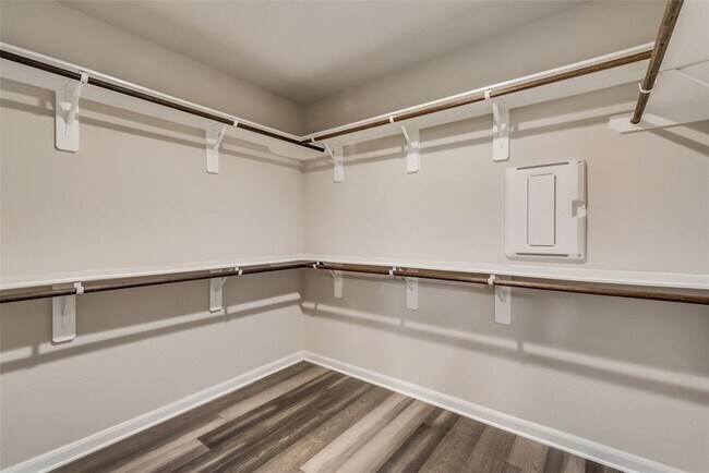 Building Photo - 18403 Grayson Blf Wy