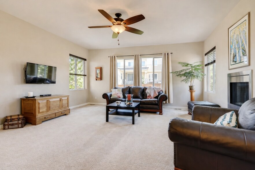 Building Photo - 14018 Pastel Ln