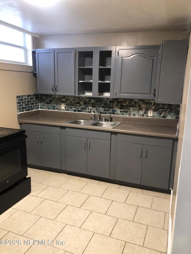 Building Photo - 3034 Post St