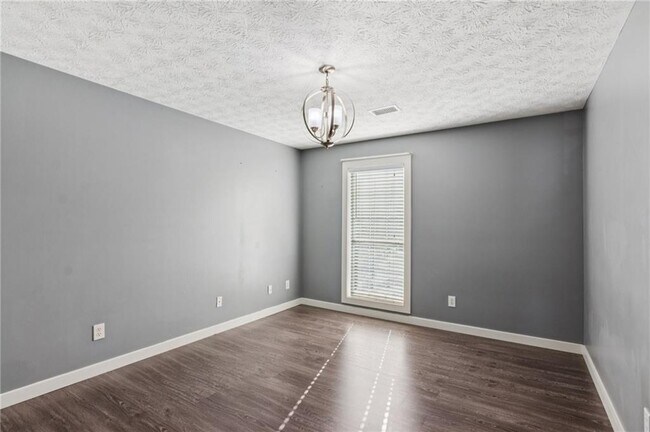 Building Photo - 2275 Eagle Pointe Ct NW