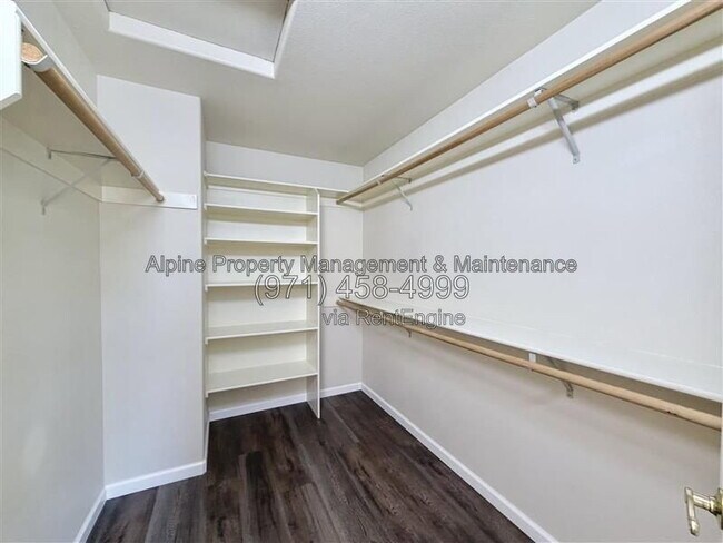 Building Photo - 13649 SW Packard Ln