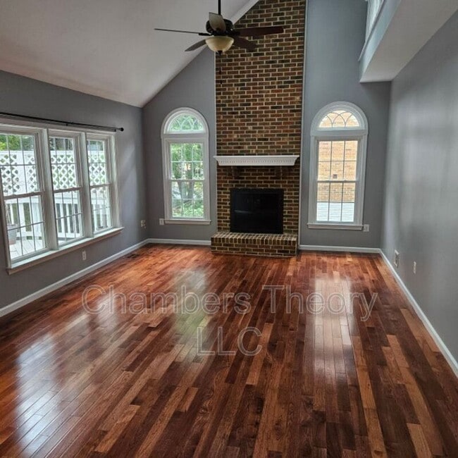 Building Photo - 8315 Argent Cir