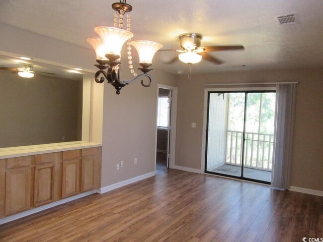 Building Photo - 4107 Pinehurst Cir