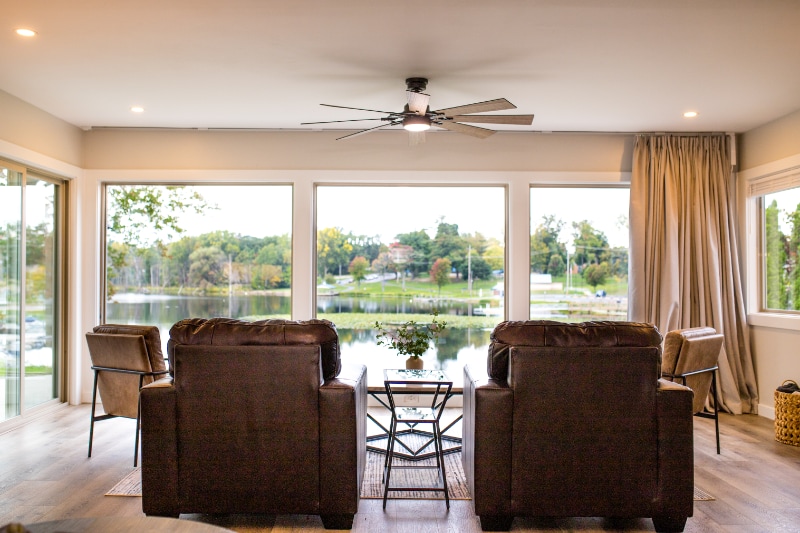 Building Photo - 271 S 3rd Ave