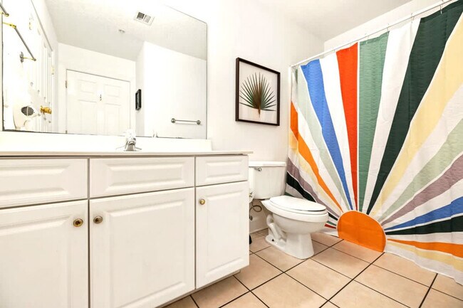 Building Photo - 10625 Front Beach Rd