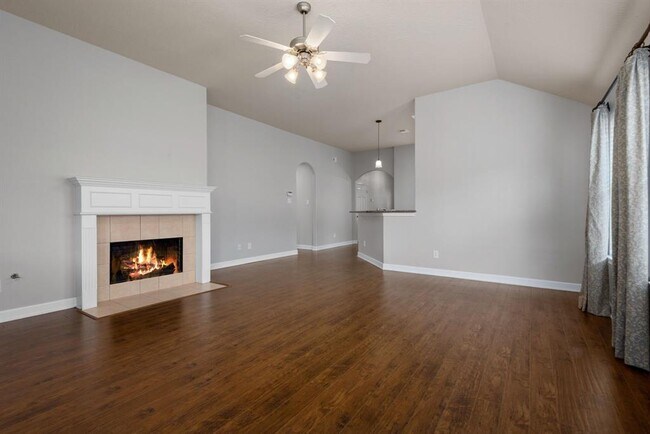 Building Photo - 26873 Armor Oaks Dr