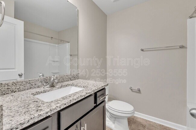 Building Photo - 1121 Latitude Dr