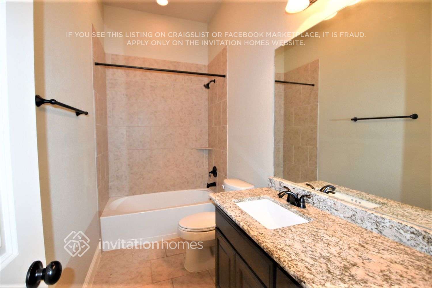 Building Photo - 5629 Park View Dr