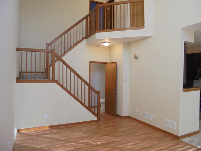 Building Photo - 736 Big Timber Dr