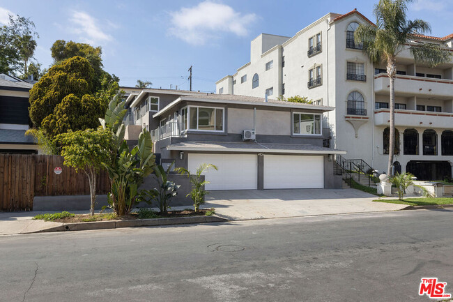 Building Photo - 7131 Ramsgate Ave