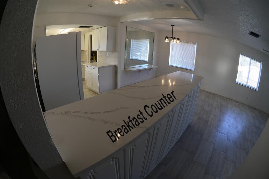 Building Photo - 6903 Rio Pinar