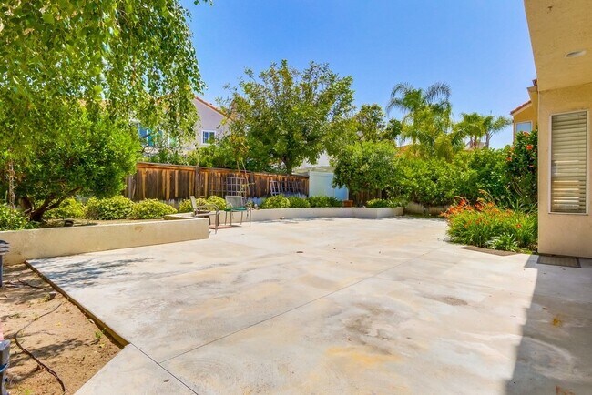 Building Photo - Lovely Home | Prime Westpark Location