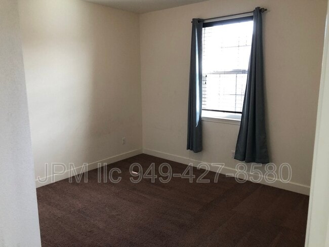 Building Photo - 10643 Foxberry Park Dr