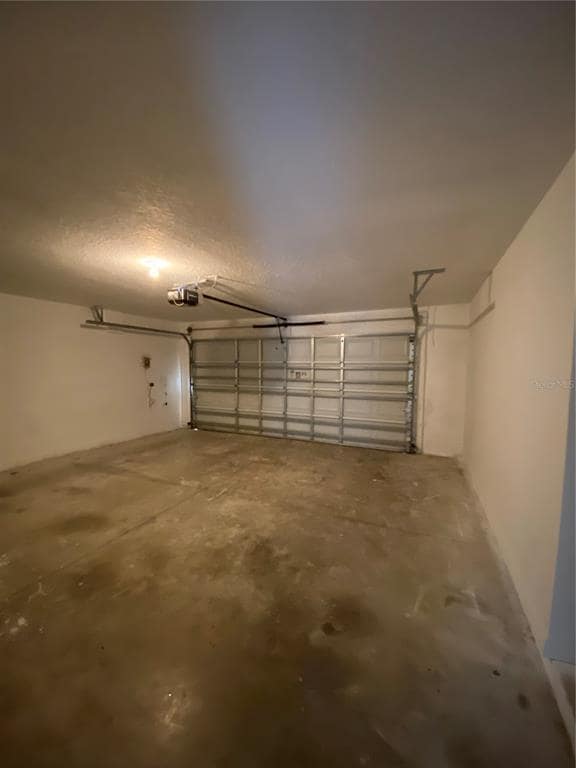 Building Photo - 3826 Klondike Pl