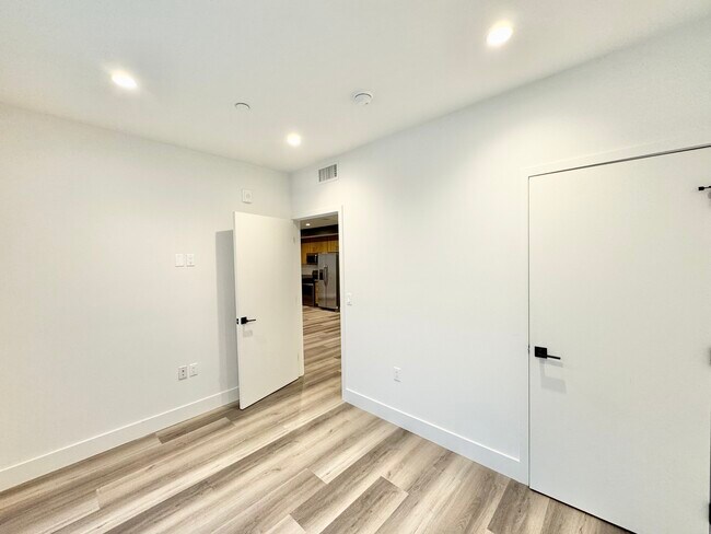 Building Photo - 11155 Huston St