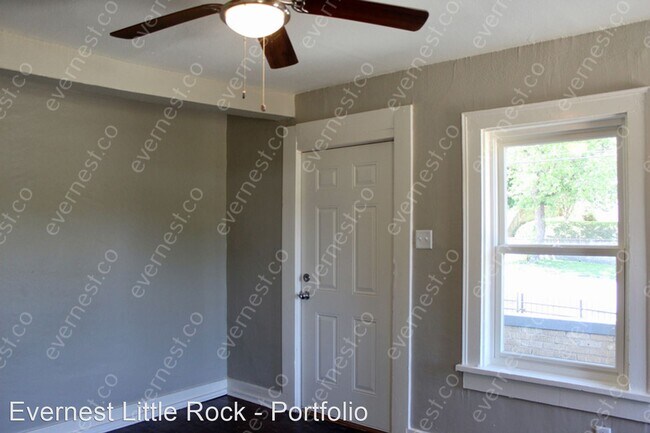 Building Photo - 1 br, 1 bath House - 1521 W 24th St Apt 2