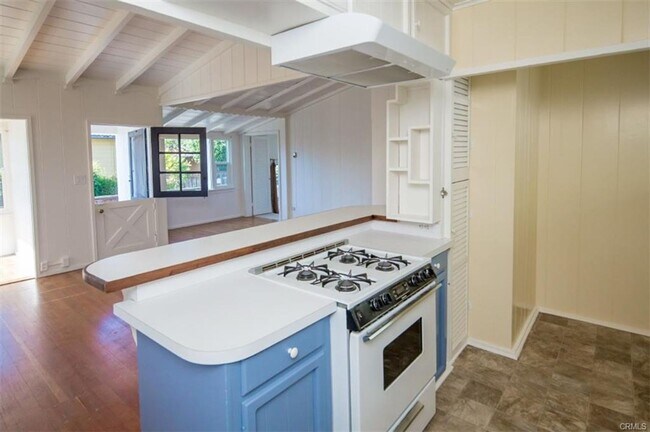Building Photo - 31612 Santa Rosa Dr