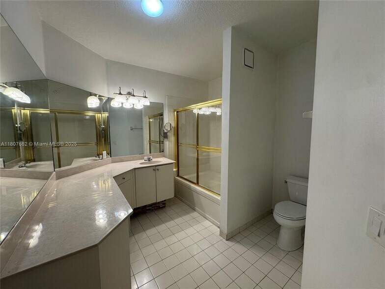 Building Photo - 12701 SW 49th Ct