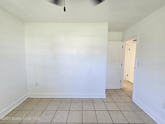 Building Photo - 513 N Georgia Ave