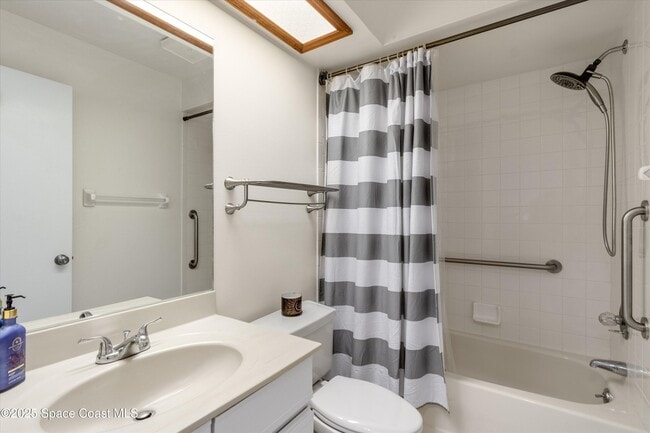 Building Photo - 2929 Kirkland Rd NE