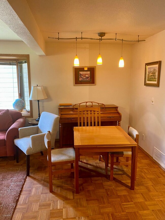 Building Photo - Furnished 2-Bedroom Condo with Great Amenities