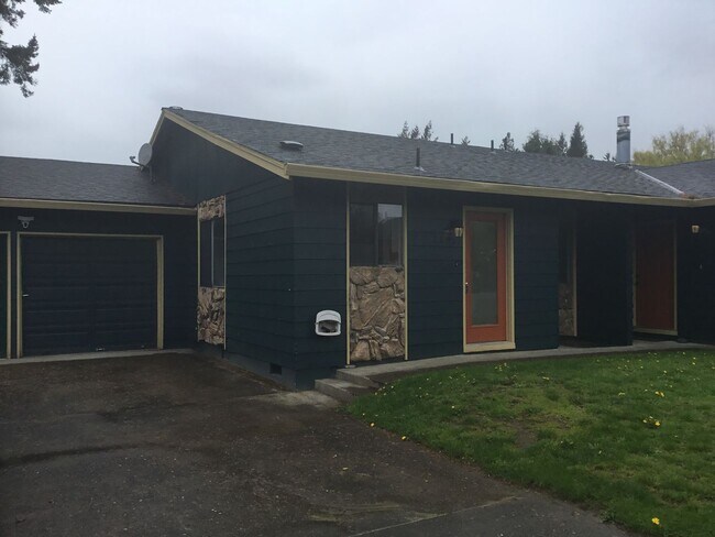 Building Photo - 162D00