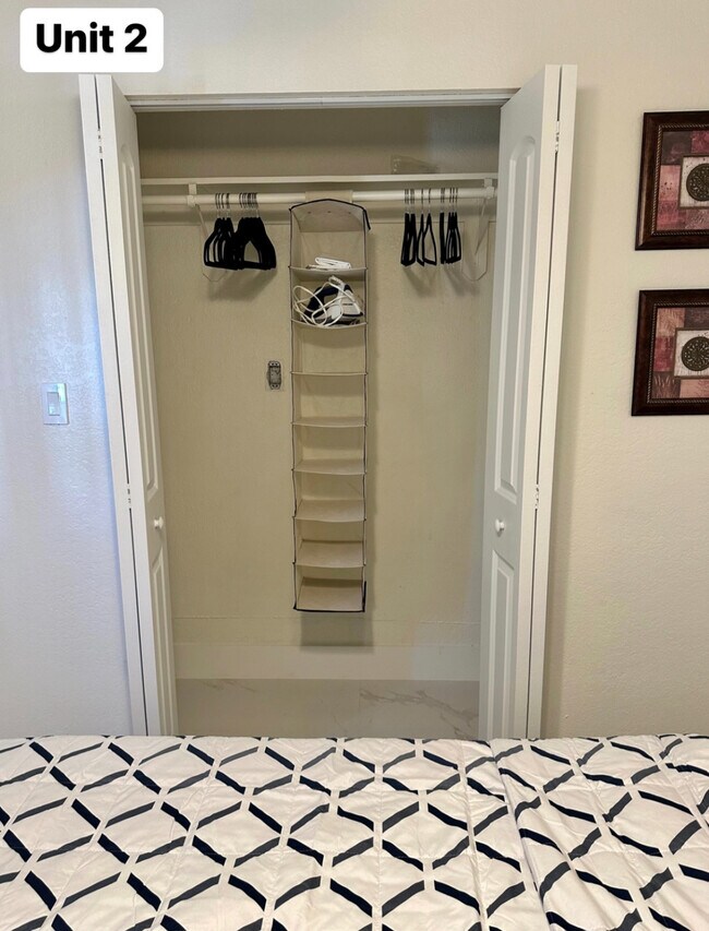 Building Photo - 6859 SW 42nd Terrace