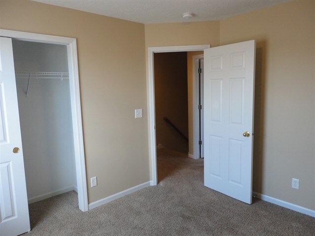 Building Photo - 1777 Woodstock Dr