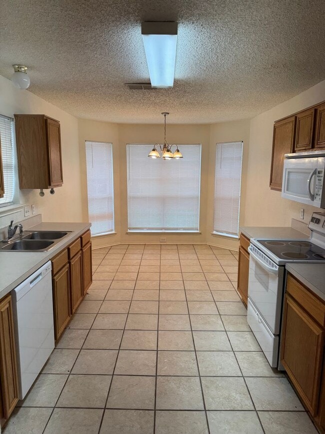 Building Photo - Cute Single Story 3 Bedroom in Keller ISD