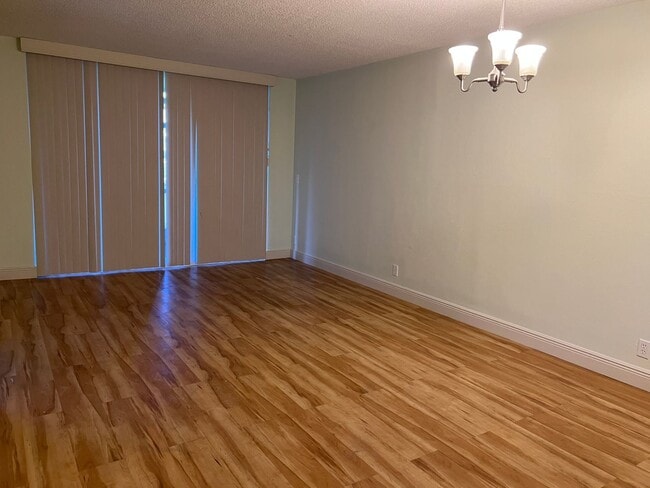 Primary Photo - Pretty 1st Floor Davie Condo
