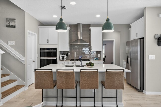 Building Photo - Fully Upgraded Home