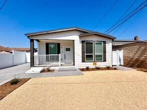 Building Photo - 721 Wellesley Ct