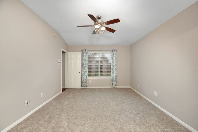 Building Photo - 7307 Shade Ct