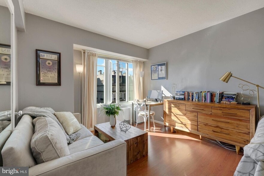 Building Photo - 1727 Massachusetts Ave NW