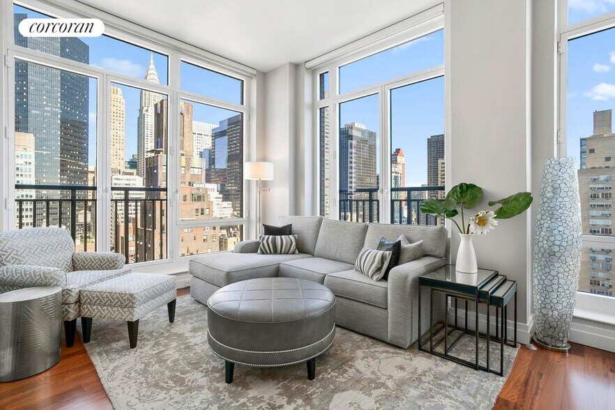 Primary Photo - 45 Park Ave