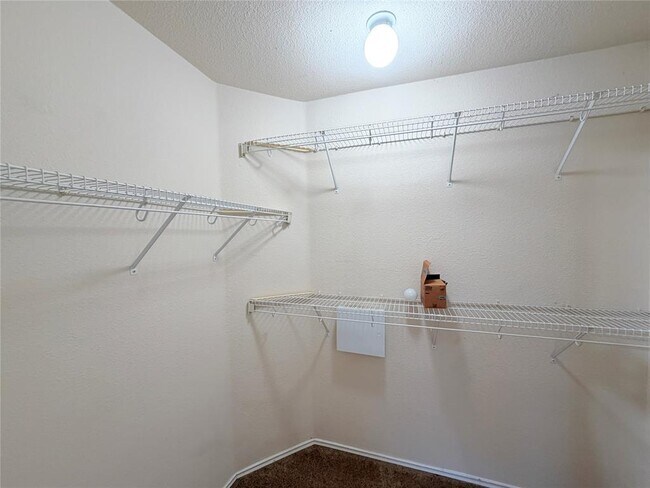 Building Photo - 1522 Van Horn Dr