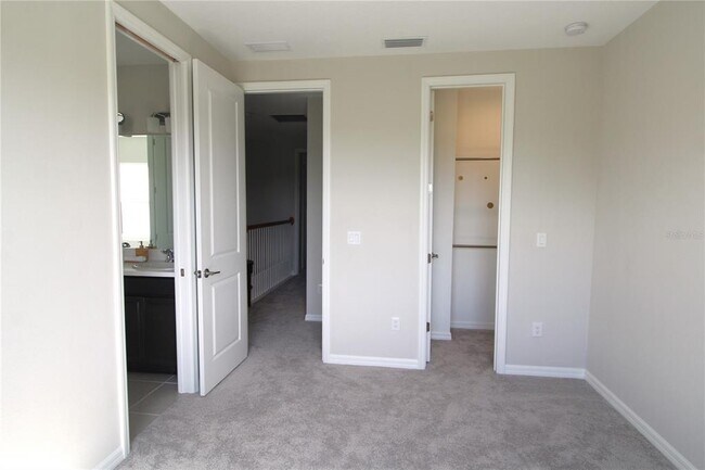 Building Photo - 15324 Shady Palms Ln