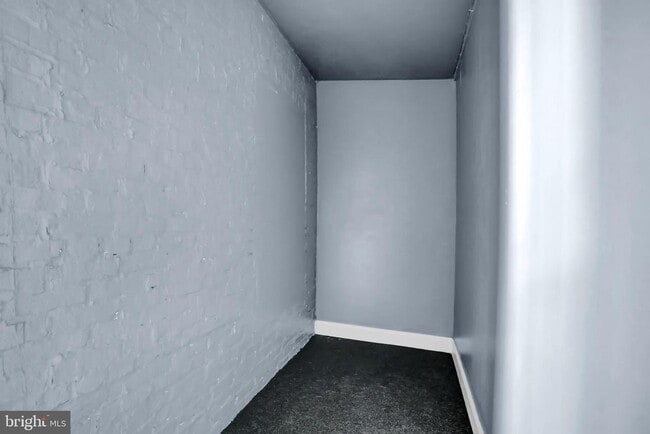 Building Photo - 426 N Belnord Ave