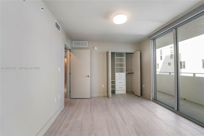 Building Photo - 1150 101st St