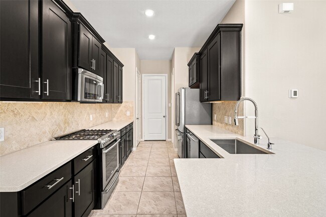 Building Photo - 187 Moon Dance Ct