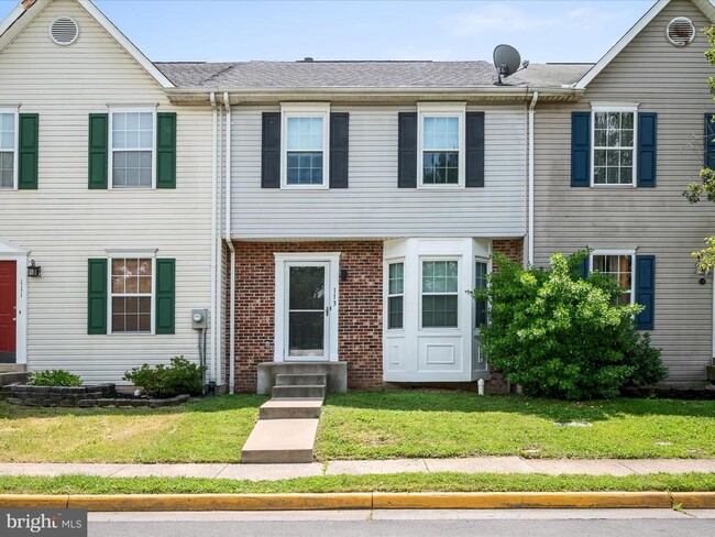Primary Photo - 113 Amethyst Ct