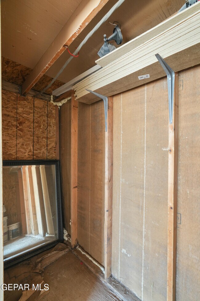 Building Photo - 3977 Las Casitas Dr