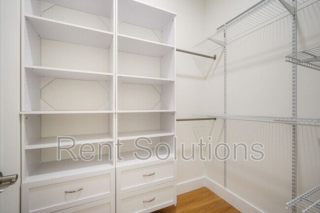 Building Photo - 13612 N 22nd St