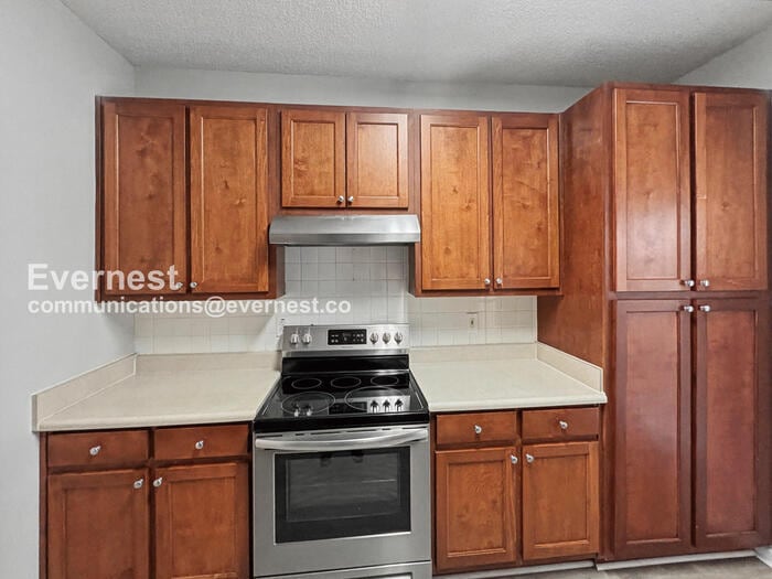 Building Photo - 8596 Thomas Rd